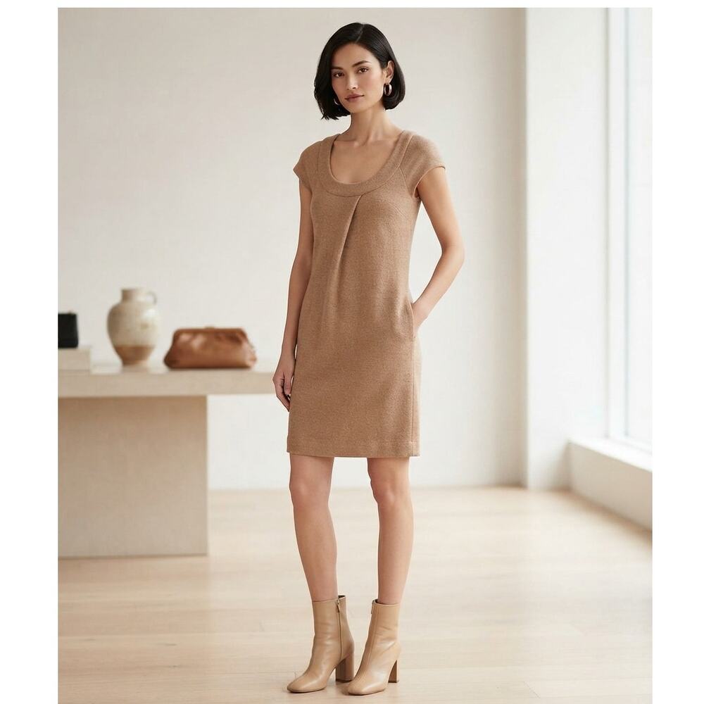 Diane von Furstenberg 100% Wool Camel Brown Scoop Neck Pleated Mini Dress Size 2